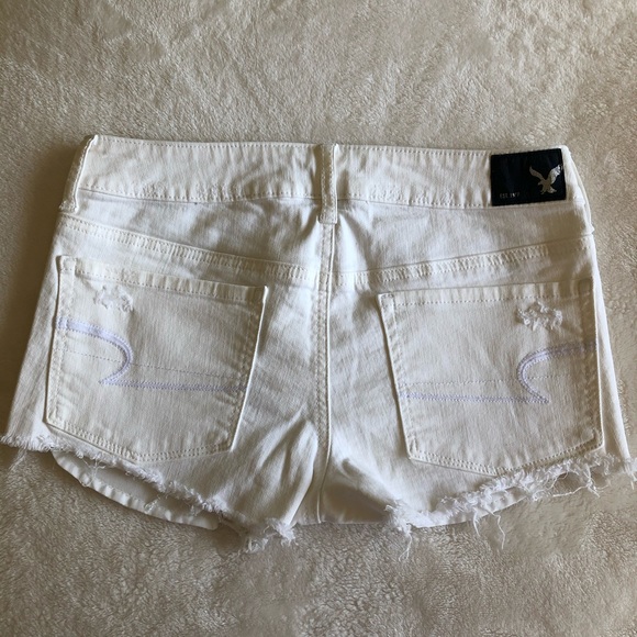 American Eagle Outfitters white shorts - Picture 2 of 7